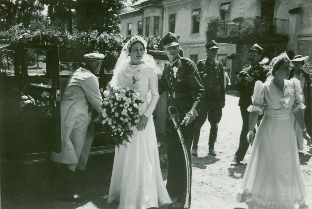Adam and Jadwiga Czartoryski with their children Maria and Jerzy, Szczawnica, July 1942